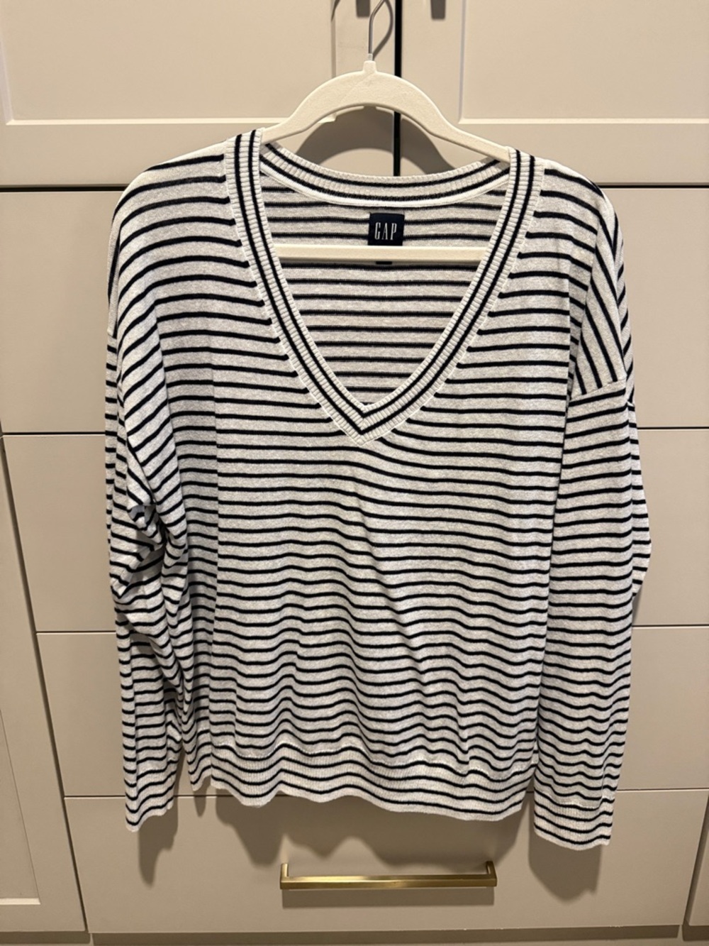 GAP Navy & White Striped V-Neck Pullover